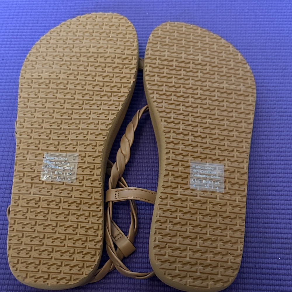 Billabong Tan Braided Sandals - Picture 3 of 7